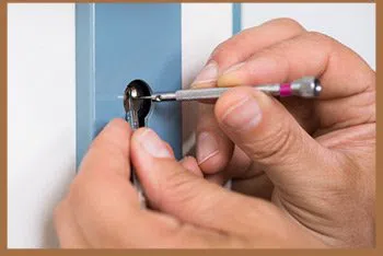 City Locksmith Shop West Hollywood, CA 310-955-1300 - lock-and-key